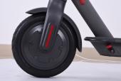 Elektrokoloběžka X-scooters XS03 APP Li čierna - vystavené 